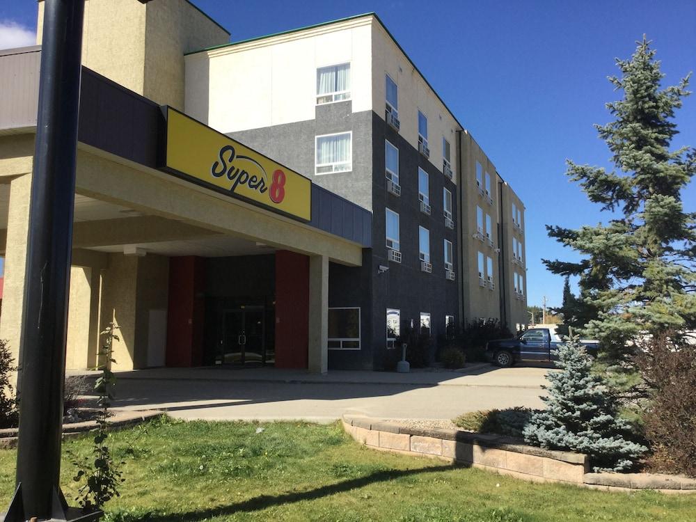 Super 8 By Wyndham Edson Hotel Exterior photo